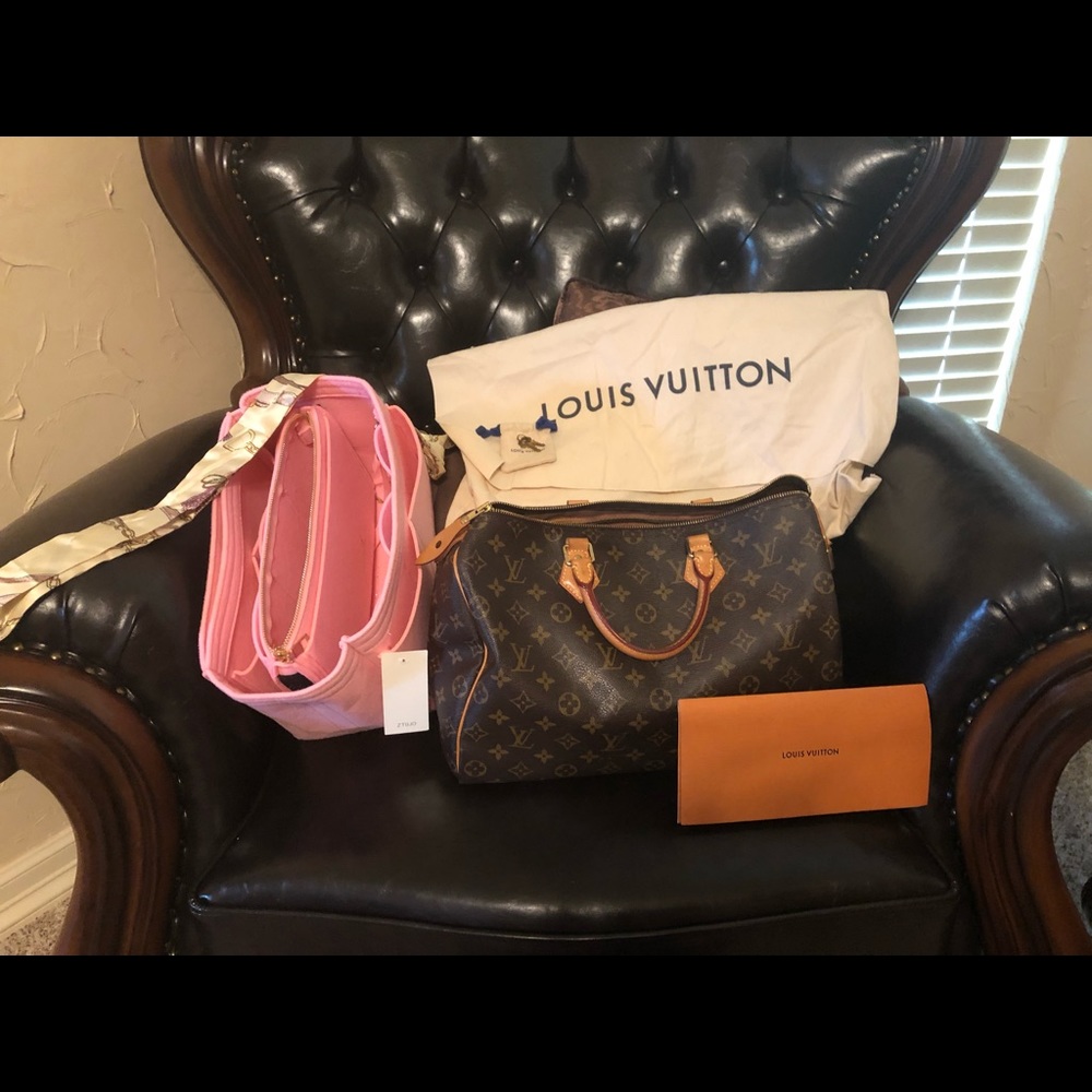 LV Speedy Bag 35